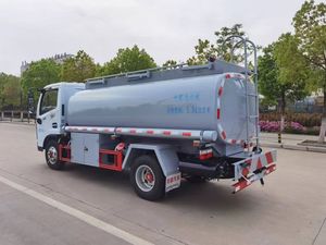 Camion-<span class=keywords><strong>citerne</strong></span> à carburant diesel Dongfeng DFAC 4X2 neuf avec réservoir de 7000L, transmission manuelle, <span class=keywords><strong>prix</strong></span> avantageux - Product Image 5