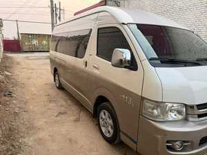<span class=keywords><strong>Toyota</strong></span> <span class=keywords><strong>Hiace</strong></span> 2020 Automática, 8-15 Plazas, Tracción en las Cuatro Ruedas, en Venta, Diésel, Volante a la Izquierda, Asientos de Cuero Oscuro, Neumáticos R16 Traseros - Product Image 4