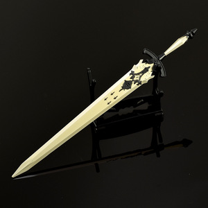 <span class=keywords><strong>Final</strong></span> <span class=keywords><strong>Fantasy</strong></span> 7 jeu arme périphérique modèle Claude Destruction épée diamant épée diamant guerrier 22CM tout métal jouet épée - Product Image 1
