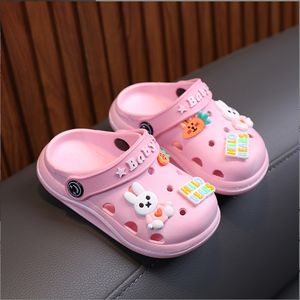 Mode tendance mignon dessin animé <span class=keywords><strong>bain</strong></span> intérieur bébé respirant à semelle souple enfants chaussures garçons et filles chaussures de jardin sabots d'été - Product Image 3