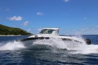 2025 Bateau de pêche de luxe en fibre de verre 7.2/24 pieds Console centrale Vitesse Panga Bateaux à vendre