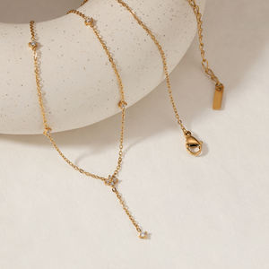 كليورو مقاوم للماء الفولاذ المقاوم للصدأ أربع أوراق البرسيم الزركون على شكل حرف Y قلادة الموضة العصرية مجوهرات النساء - Product Image 3