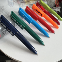 Stylo à bille de poche en plastique personnalisé bon marché facile à prendre mini stylo à bille court avec logo imprimé
