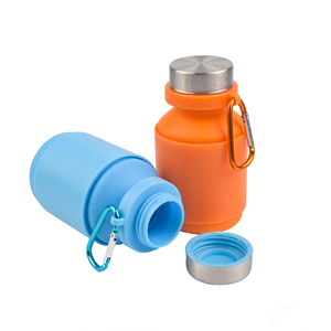 Bouteille d'eau en silicone pliable de 550 ml sans BPA avec anneau central, tasse souple en silicone, anti-fuite, réutilisable, pour le sport - Product Image 1