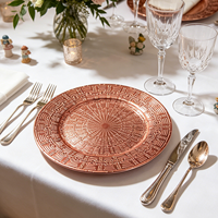 Assiettes de présentation modernes de 13 pouces, incassables, non toxiques et durables, sur mesure pour hôtels et décoration intérieure