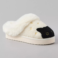 Pantoufles d'intérieur pour femmes en forme de chat noir avec broderie personnalisée, dessus en polaire Sherpa, semelles plates robustes, pantoufles anti-dérapantes