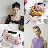 Mahkota rambut wanita bergaya retro Amerika Eropa, berbahan ringan, dengan hiasan mawar, super elegan, pinggir lebar, warna solid.