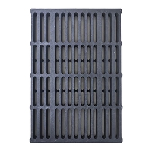 Grille de drainage composite légère en polymère noir pour cour extérieure - Product Image 2
