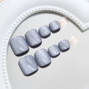 Faux <span class=keywords><strong>ongles</strong></span> d'orteils carrés courts détachables, style Ins européen et américain, effet œil de chat bleu froid, tendance, blanchissants et polyvalents, 24 pièces - Product Image 3