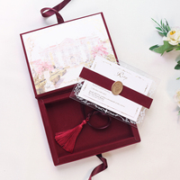 Ensemble d'invitations de mariage en velours bordeaux avec image aquarelle imprimée, boîte rigide, invitation en acrylique transparent avec sac à main et sac de shopping