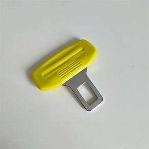 Boucle de ceinture de sécurité automobile universelle avec mécanisme de déverrouillage rapide et construction en acier résistant à la corrosion - Product Image 3