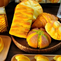 Jouet alimentaire en PU en gros, simulation de pain et gâteau, jouet à presser anti-stress, décompression, accessoire de décoration photo