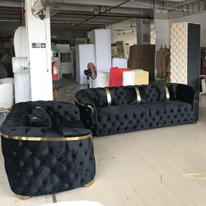 Moderno Juego de Sofás Chesterfield de Terciopelo Negro para Sala de Estar con Pata de Acero Inoxidable Dorado para Hogar Oficina y Hotel - Product Image 2