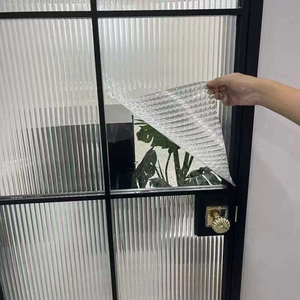 Film décoratif auto-adhésif moderne pour fenêtre, épaisseur 0,1 mm, à motif cannelé, avec protection anti-explosion et confidentialité pour vitres commerciales - Product Image 1