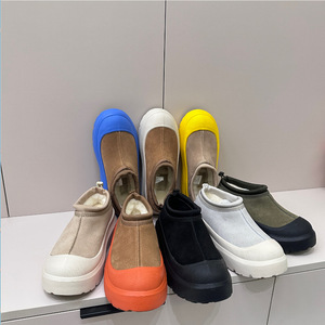 Botas de nieve de lana con suela gruesa de diseñador para hombre y mujer, estilo nuevo 2026, zapatos de algodón forrados de piel todo en uno, estilo perezoso. - Product Image 1