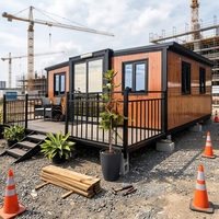 Maison conteneur modulaire de 30 pieds avec panneau mural étanche à cadre personnalisé, aménagement intérieur flexible, double aile inclinée, appartement/hôtel/villa