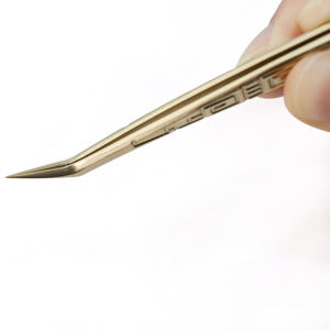 Pinzette per ciglia all'ingrosso con etichetta privata punta in fibra con impugnatura diamantata pinzette per Extension ciglia in oro sabbia - Product Image 2