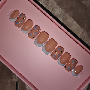 <span class=keywords><strong>Uñas</strong></span> Postizas <span class=keywords><strong>Hello</strong></span> <span class=keywords><strong>Kitty</strong></span>, Nuevo Diseño de Moda, Personalizadas, Ovaladas Medianas, Francesas Negras, Blancas, con Mariposas, Acrílico ABS, <span class=keywords><strong>Uñas</strong></span> Artificiales - Product Image 2
