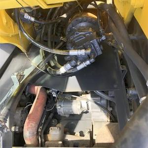 Pelles sur chenilles Komatsu d'occasion pc128 Pelles sur chenilles Komatsu japonaises de 13 tonnes - Product Image 5