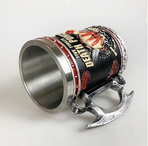Mug Vintage 3D Kreatif <span class=keywords><strong>2026</strong></span> Cangkir Bir Resin Baja Tahan Karat Baru MBA07 Desain Retro Mug Death Cup untuk Penggemar Five Finger - Product Image 4