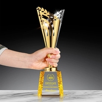 Trophées en cristal de verre avec étoiles en métal de haute qualité ADL, avec logo personnalisé, mots honorants, cadeau artisanal en cristal pour les entreprises