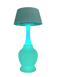 Ensemble de console de chauffage extérieur moderne et luxueux en forme de champignon, efficace, avec feu LED et télécommande, corps en plastique pour chauffage d'espace d'hôtel - Product Image 2