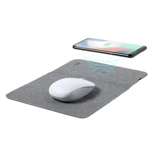 Tappetino per Mouse con Ricarica Wireless, Gadget Sostenibili - Product Image 1