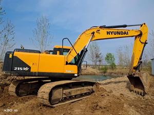 Excavadora Usada Hyundai R215VS de 21 Toneladas, Excavadora Hidráulica de Orugas de Segunda Mano R225LC-7 R330LC-9R, Alta Calidad, Original de Japón - Product Image 4