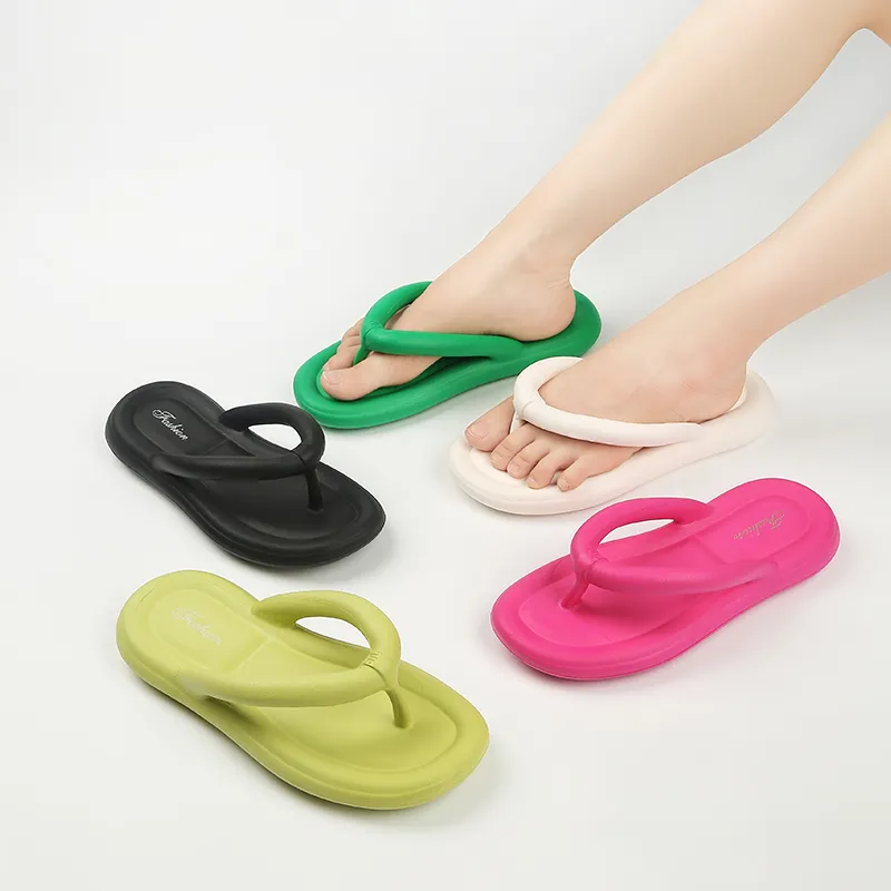 2022 OEM Customized Latest Design Custom Slippers Women Summer Outdoor Beach Style Flip Flops Shoe