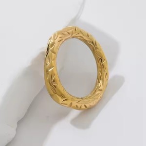 Design De mode Vintage Anillos De Acero Inoxidable En Acier Inoxydable Main Bijoux Doigts Géométrique Irrégulier Torsion Marteau Anneau - Product Image 5