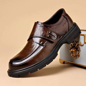 Mocasines de Cuero Genuino Marrón con Punta Redonda, Plantilla Acolchada de EVA y Suela de Goma, Zapatos Casuales para Hombre para Todas las Temporadas - Product Image 5