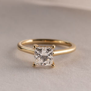 Cincin Emas Kuning 14K/18K MaiYi Custom dengan Berlian CVD Potongan Princess 1.2ct, Berlian Laboratorium, Emas Solid untuk Pernikahan dan Pertunangan - Product Image 1