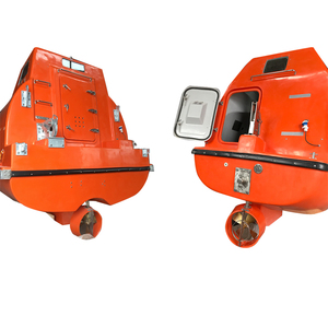 Bateau de sauvetage entièrement fermé en fibre de verre pour navires de marchandises/navires de transport de marchandises, plateformes offshore, capacité de charge de 26 personnes, à flottaison par gravité - Product Image 1