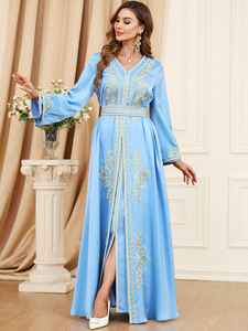 Vente en gros de robes longues Abaya pour femmes musulmanes du Moyen-Orient, Dubaï, Arabie, avec <span class=keywords><strong>dentelle</strong></span> brodée, imprimées, couleur unie, robe maxi, robe - Product Image 2