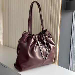 Sac fourre-tout à cordon en cuir de mouton pour femme, grande capacité, avec rembourrage en coton doux et design matelassé, idéal pour un usage quotidien - Product Image 2