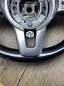 Pour mercedes-benz classe G classe GL classe ML <span class=keywords><strong>G350</strong></span> G500 2010-2016 AMG volant en cuir perforé en Fiber de carbone personnalisé - Product Image 3