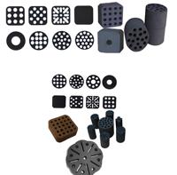 Machine de production rapide de briquettes avec mécanisme de compactage de charbon en nid d'abeille pour produits à base de carbone