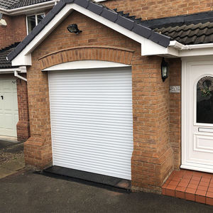 Nouvelle porte de <span class=keywords><strong>garage</strong></span> automatique moderne en alliage d'aluminium noir pour villa - Product Image 2