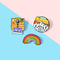 Broches d'extérieur personnalisées, émail doux plaqué métal, motifs Arc-en-ciel de la fierté, Appareil photo, Soleil, Camping, Voyage, Vie de camping-car, pour chemise et sac