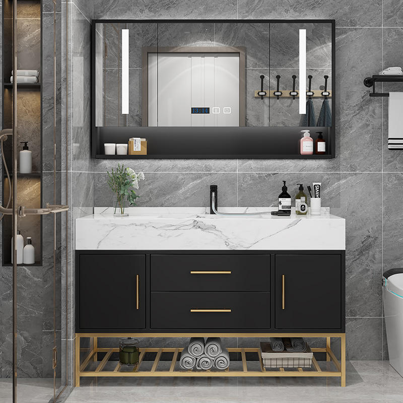 สีเทาเข้ม