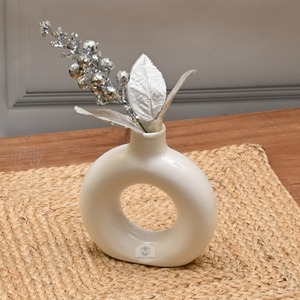Vase à fleurs élégant en métal pour arrangements floraux frais et applications de décoration de table moderne - Product Image 4