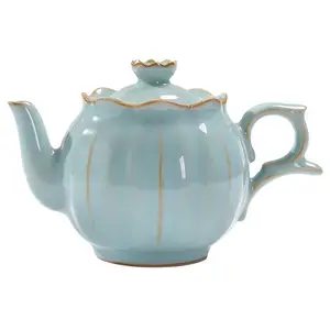 最著名的如瑶功夫陶瓷茶壶，带过滤180毫升，称为荷花形状如瑶功夫陶瓷茶壶
