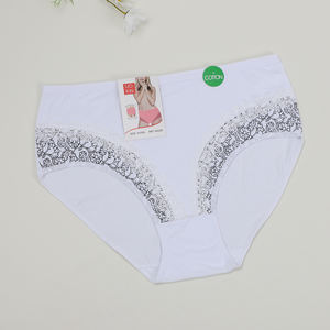 Big Butt <span class=keywords><strong>Fat</strong></span> Women 3xl 4xl 5xl Plus Size Puur Katoenen Mama Slipje Met Kanten Huid Gezond Hoogbouw Ondergoed Volledig Slips - Product Image 4