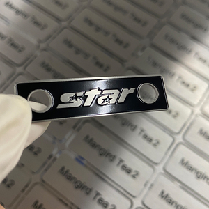 Nouveau design <span class=keywords><strong>plaque</strong></span> signalétique en aluminium anodisé <span class=keywords><strong>plaque</strong></span> de signalisation laiton acier inoxydable étiquette d'étiquette d'actif logo en métal - Product Image 5