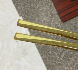 แท่งอะคริลิคแข็งใสเกรดอุตสาหกรรมที่มีบริการตัดอย่างแม่นยำ-มีแรงบีบอัดสูงและทนต่อสภาพอากาศ - Product Image 1