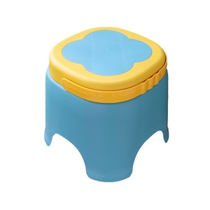 Tabouret portable en plastique Merford, épaissi, antidérapant, pour adultes et enfants, utilisation intérieure et extérieure - Product Image 4