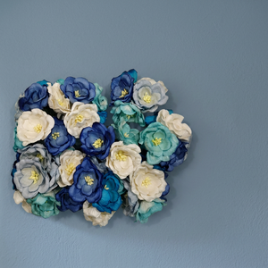 Fleurs en papier Poppy bleues multicolores, style ange, écologiques, pour la décoration artistique et de collection, et les créations en papier - Product Image 2