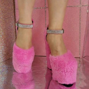 Élégantes Sandales à Bout Carré pour Femme, Chaussures Habillées Chaudes et Légères en Fourrure, Plateforme avec Boucle Diamantée et Talons Carrés 47 - Product Image 6