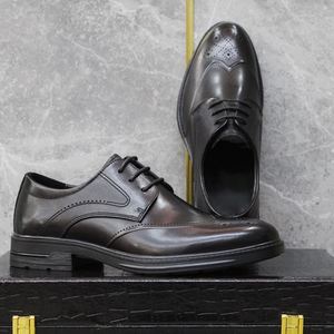 Chaussures habillées de luxe originales en cuir à lacets et bout pointu pour affaires et mariages, respirantes, légères, antidérapantes, avec patchwork en caoutchouc – Collection 2025 - Product Image 1