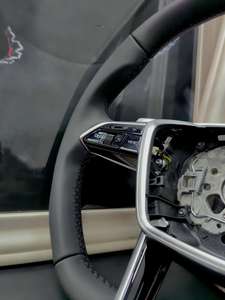 <span class=keywords><strong>Volant</strong></span> de voiture en cuir pour Audi R8 A3 A4 B8 B9 A5 A6 C6 C7 Q3 Q5 Q7 S3 S4 S5 S6 S7 RS3 RS4 RS5 <span class=keywords><strong>RS6</strong></span> TT A7 TTRS - Product Image 2